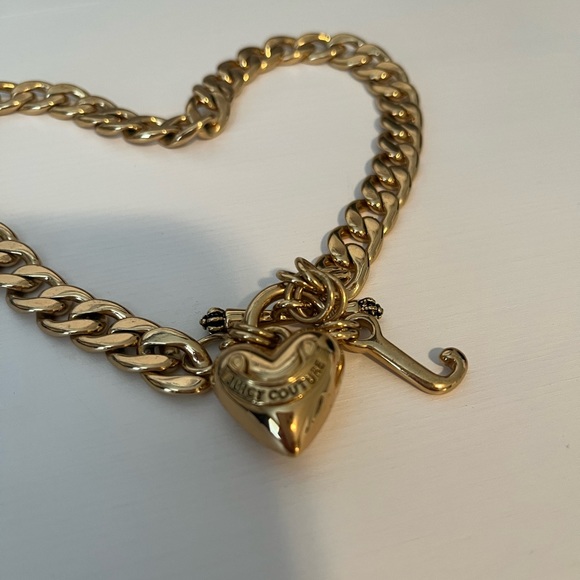 Juicy couture gold choker.And matching bracelet. With boxes. - Picture 10 of 11